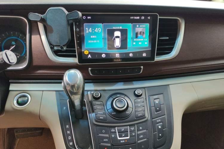 Used Buick GL8 2015 2.4L Luxury Business Premium Edition Audio And AC Panel