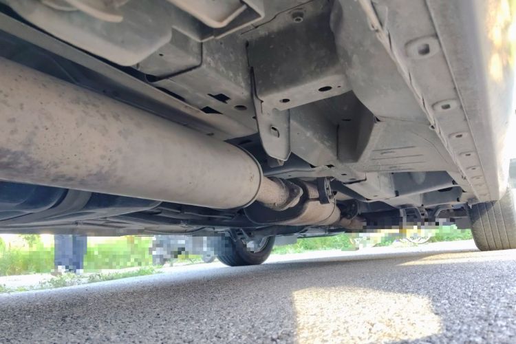 Used Buick GL8 2015 2.4L Luxury Business Premium Edition Chassis Rear Right