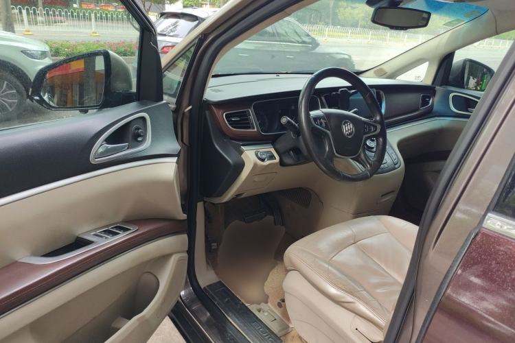 Used Buick GL8 2015 2.4L Luxury Business Premium Edition Driver Seat