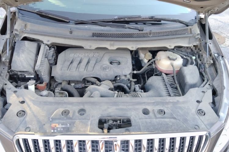 Used Buick GL8 2015 2.4L Luxury Business Premium Edition Engine Bay