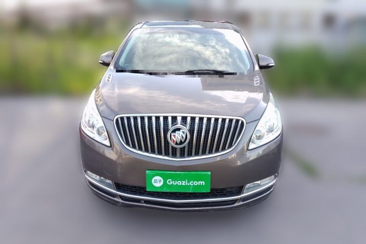 Used Buick GL8 2015 2.4L Luxury Business Premium Edition Front