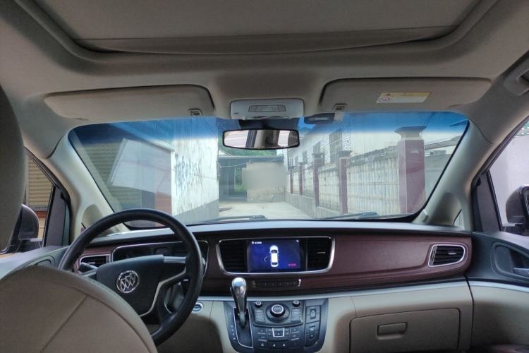 Used Buick GL8 2015 2.4L Luxury Business Premium Edition Headliner