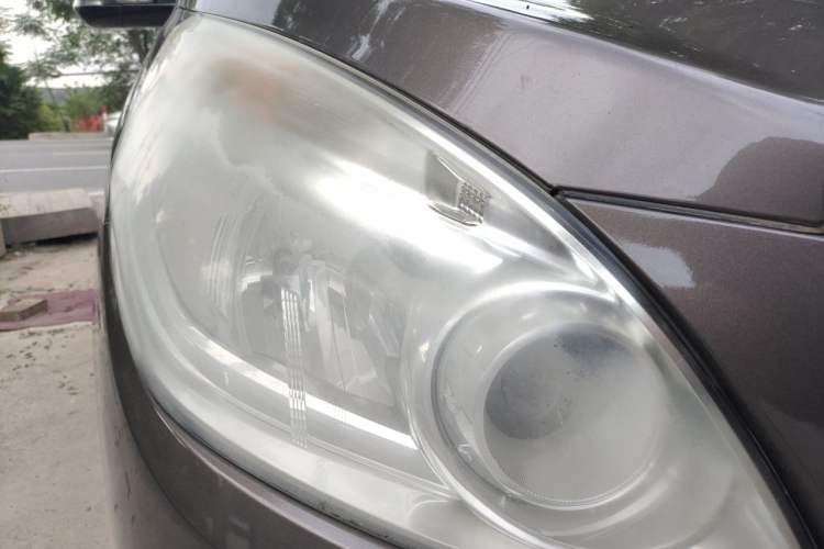 Used Buick GL8 2015 2.4L Luxury Business Premium Edition Right Front Headlight