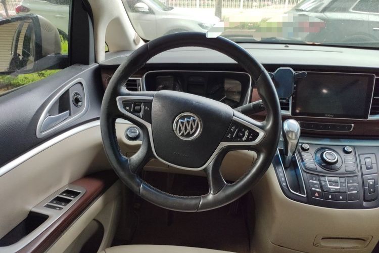 Used Buick GL8 2015 2.4L Luxury Business Premium Edition Steering Wheel