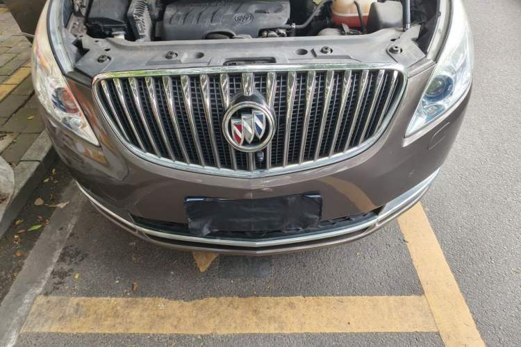 Used Buick GL8 2015 2.4L Luxury Business Premium Edition Engine Bay