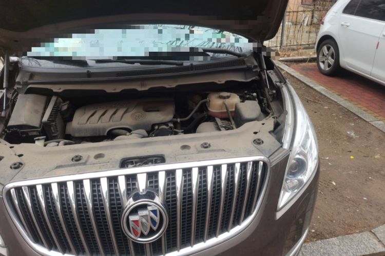 Used Buick GL8 2015 2.4L Luxury Business Premium Edition Engine Bay Left