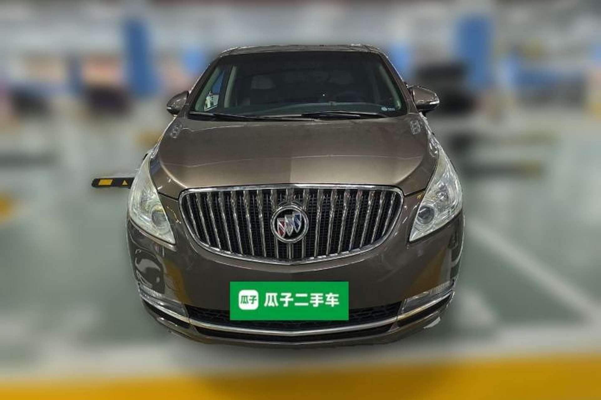 Used Buick GL8 2015 2.4L Luxury Business Premium Edition Front
