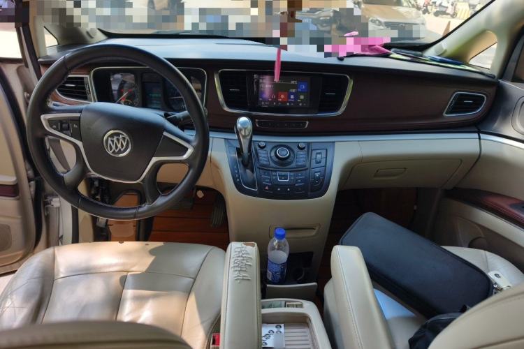Used Buick GL8 2015 2.4L Luxury Business Premium Edition Center Console