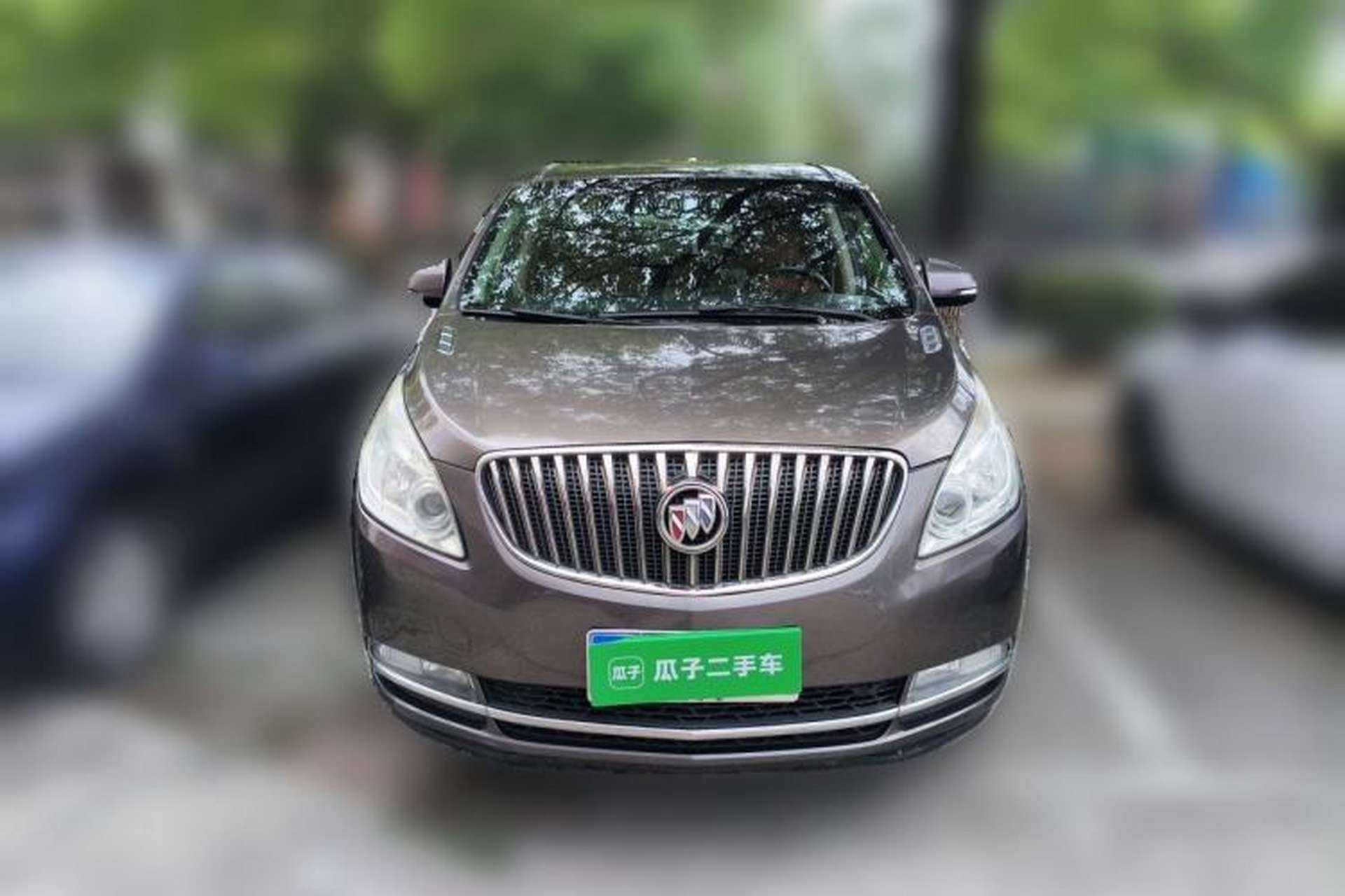 Used Buick GL8 2015 2.4L Luxury Business Premium Edition Front
