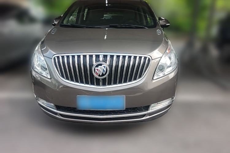 Used Buick GL8 2015 2.4L Luxury Business Premium Edition Front