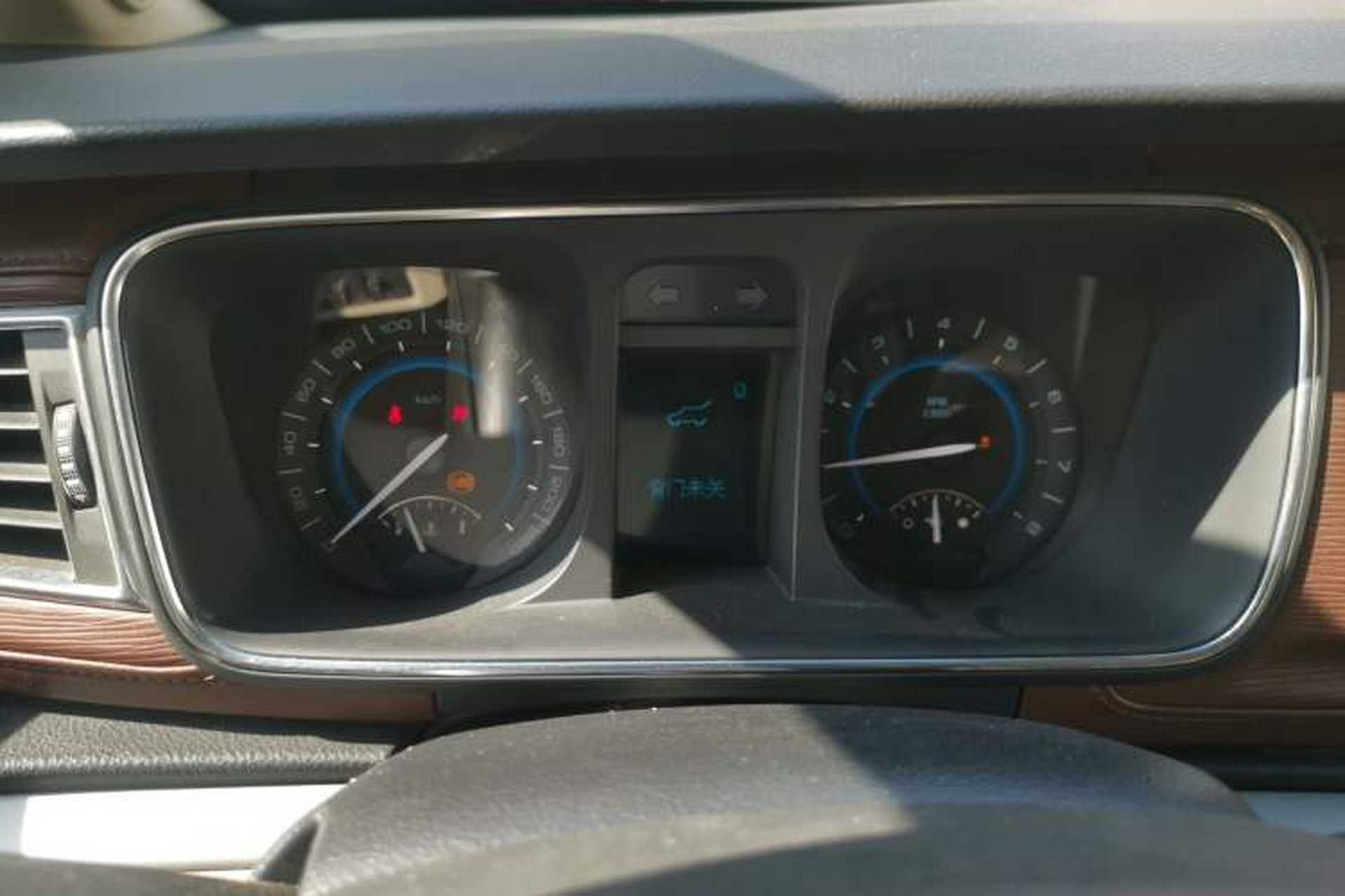 Used Buick GL8 2015 2.4L Luxury Business Premium Edition Instrument Cluster