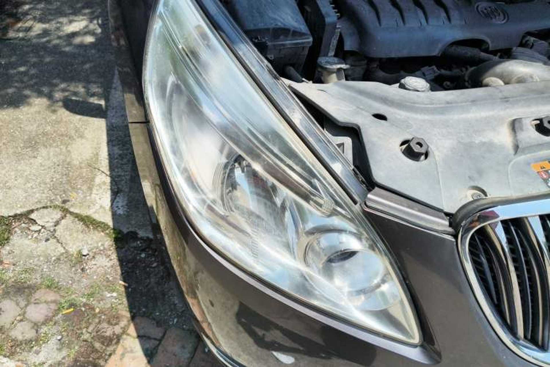 Used Buick GL8 2015 2.4L Luxury Business Premium Edition Right Front Headlight