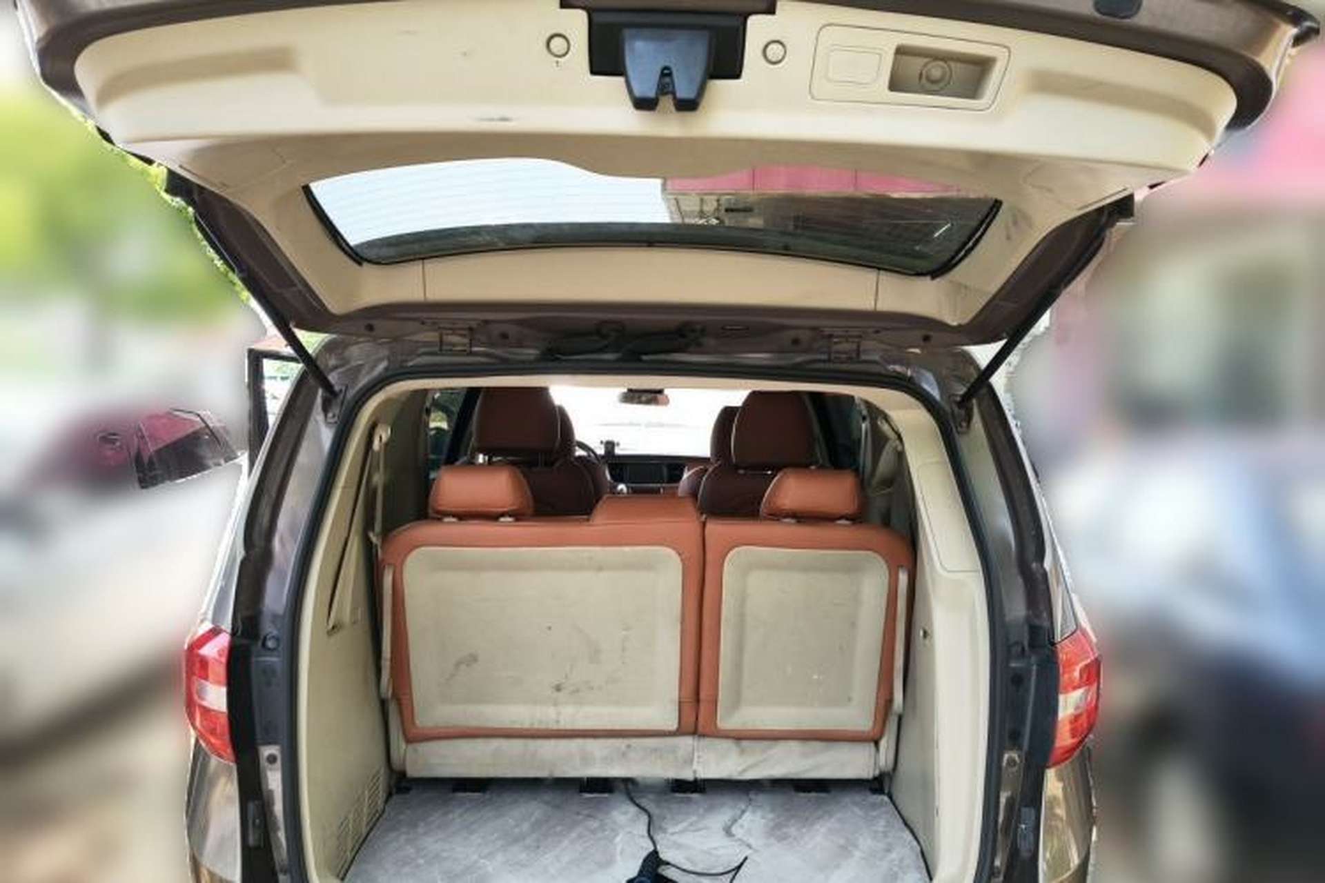 Used Buick GL8 2015 2.4L Luxury Business Premium Edition Trunk