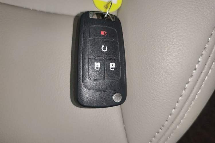 Used Buick GL8 2015 2.4L Luxury Business Premium Edition Vehicle Key
