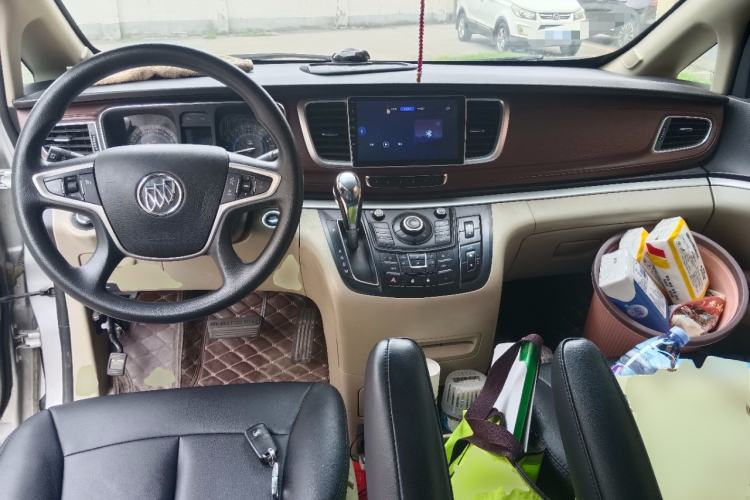 Used Buick GL8 2015 2.4L Luxury Business Premium Edition Center Console