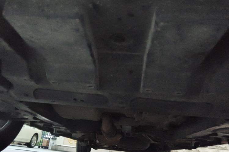 Used Buick GL8 2015 2.4L Luxury Business Premium Edition Chassis Front