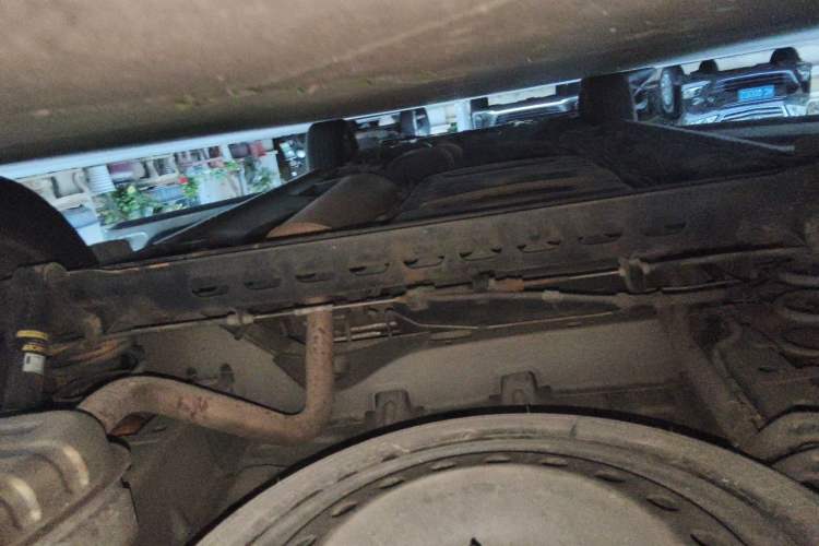 Used Buick GL8 2015 2.4L Luxury Business Premium Edition Chassis Rear