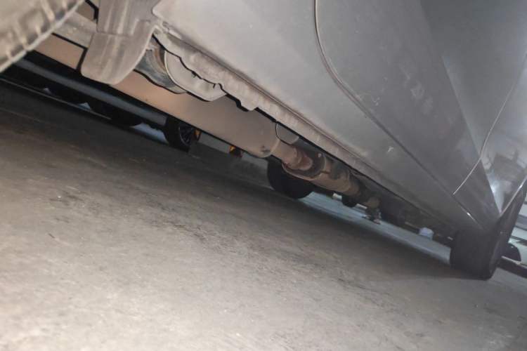 Used Buick GL8 2015 2.4L Luxury Business Premium Edition Chassis Rear Right