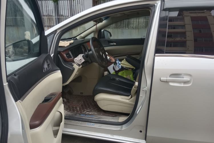 Used Buick GL8 2015 2.4L Luxury Business Premium Edition Driver Seat