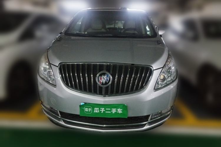 Used Buick GL8 2015 2.4L Luxury Business Premium Edition Front