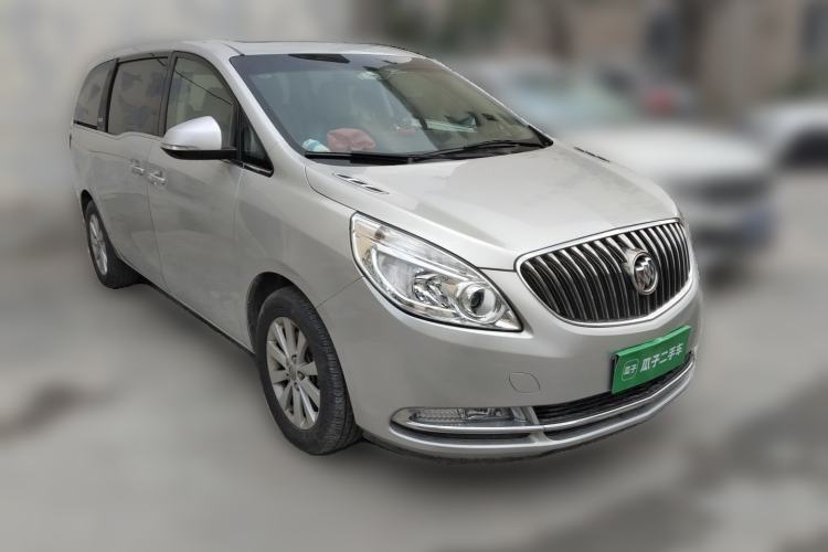 Used Buick GL8 2015 2.4L Luxury Business Premium Edition Front Right 45 Deg