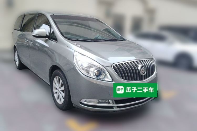 Used Buick GL8 2015 2.4L Luxury Business Premium Edition Front Right 45 Deg