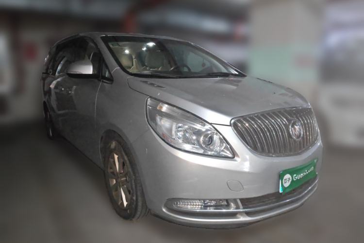 Used Buick GL8 2015 2.4L Luxury Business Premium Edition Front Right 45 Deg