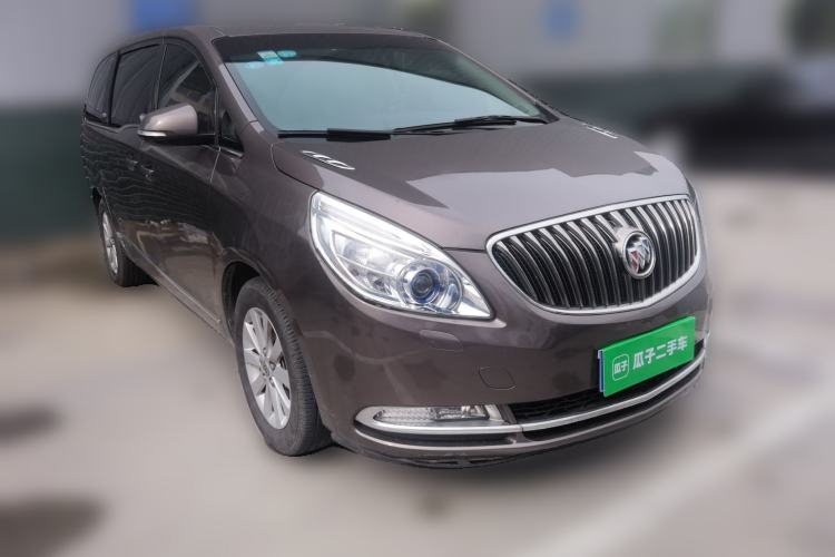 Used Buick GL8 2015 2.4L Luxury Business Premium Edition Front Right 45 Deg