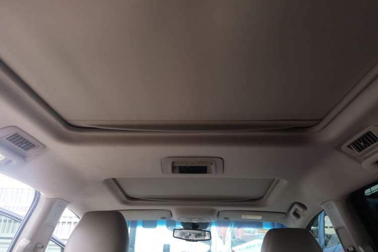 Used Buick GL8 2015 2.4L Luxury Business Premium Edition Headliner