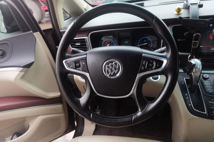 Used Buick GL8 2015 2.4L Luxury Business Premium Edition Steering Wheel
