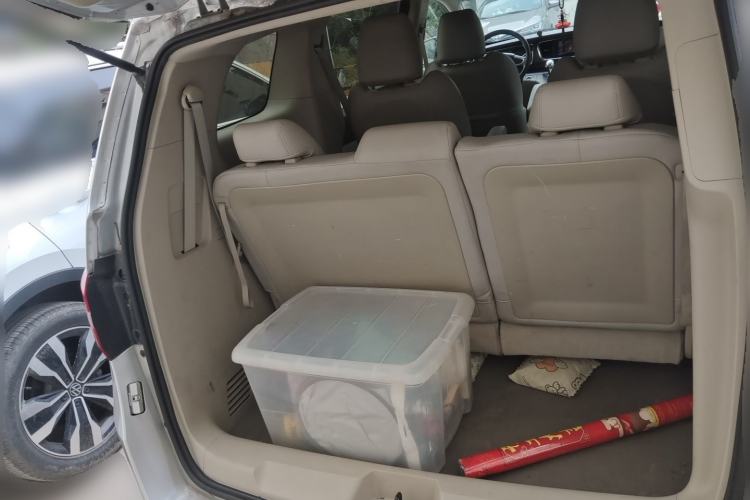 Used Buick GL8 2015 2.4L Luxury Business Premium Edition Trunk