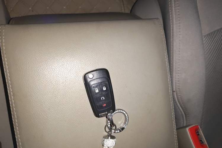 Used Buick GL8 2015 2.4L Luxury Business Premium Edition Vehicle Key