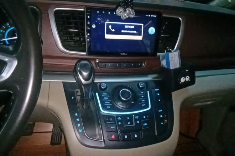 Used Buick GL8 2015 2.4L Luxury Business Premium Edition Audio And AC Panel