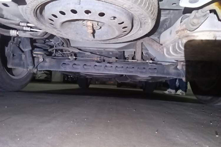 Used Buick GL8 2015 2.4L Luxury Business Premium Edition Chassis Rear