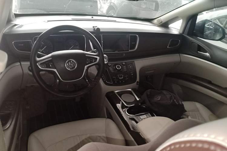 Used Buick GL8  Center Console