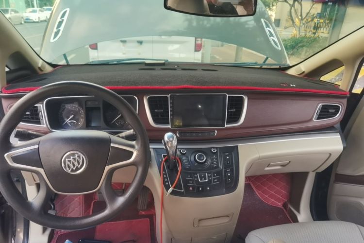 Used Buick GL8 2015 2.4L Luxury Business Premium Edition Center Console
