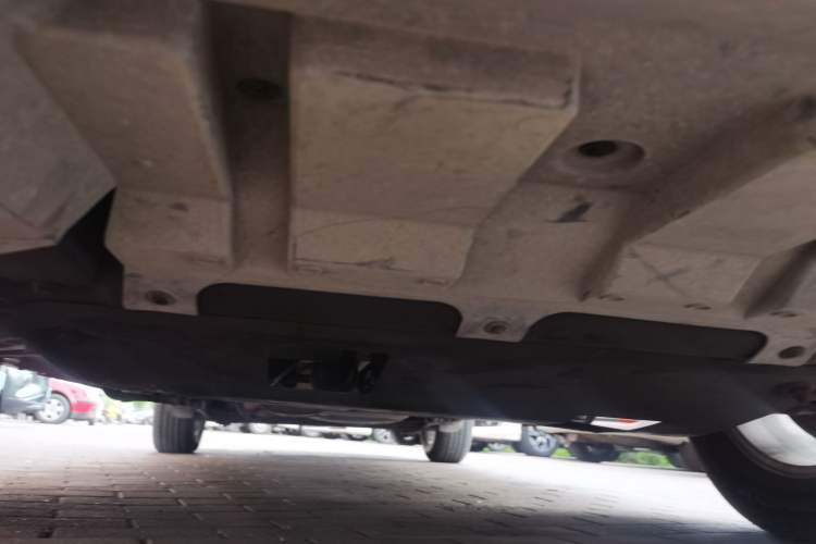 Used Buick GL8 2015 2.4L Luxury Business Premium Edition Chassis Front
