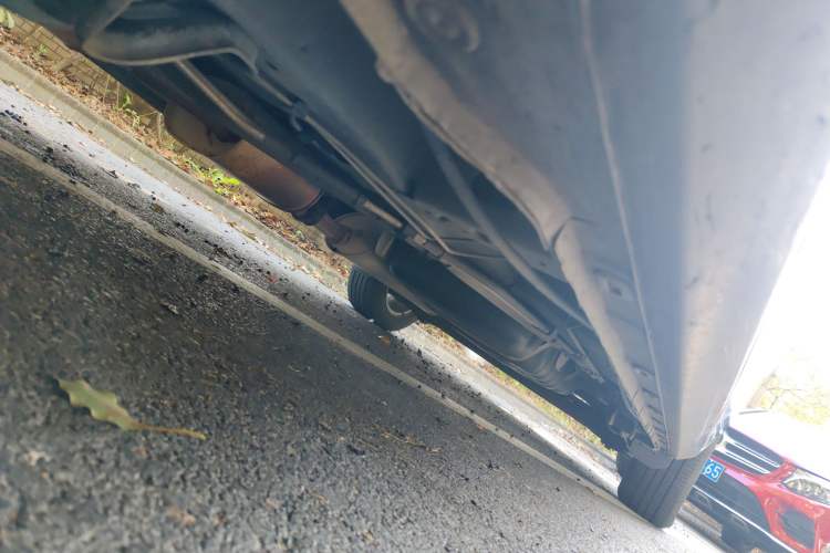 Used Buick GL8 2015 2.4L Luxury Business Premium Edition Chassis Front Left