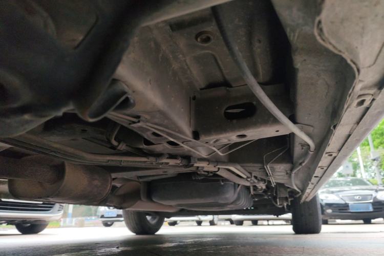 Used Buick GL8 2015 2.4L Luxury Business Premium Edition Chassis Front Left