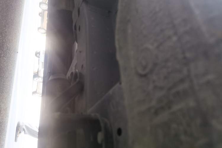 Used Buick GL8 2015 2.4L Luxury Business Premium Edition Chassis Front Right