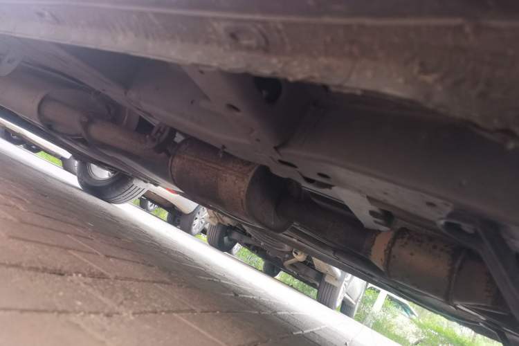 Used Buick GL8 2015 2.4L Luxury Business Premium Edition Chassis Front Right