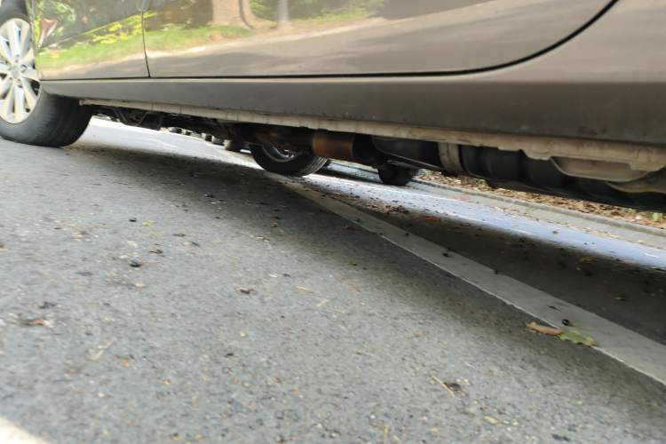 Used Buick GL8 2015 2.4L Luxury Business Premium Edition Chassis Rear Left