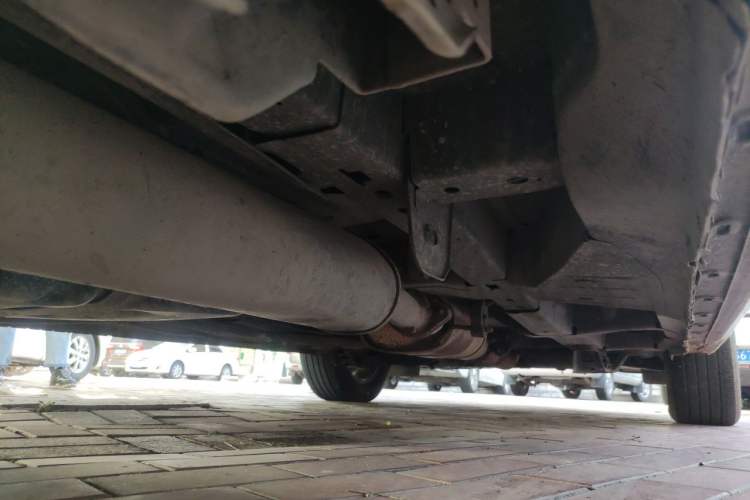 Used Buick GL8 2015 2.4L Luxury Business Premium Edition Chassis Rear Right
