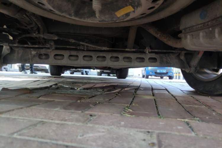 Used Buick GL8 2015 2.4L Luxury Business Premium Edition Chassis Rear