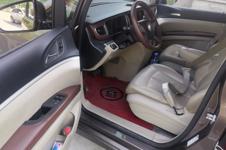 Used Buick GL8 2015 2.4L Luxury Business Premium Edition Driver Seat