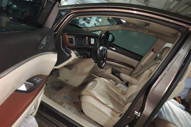 Used Buick GL8 2015 2.4L Luxury Business Premium Edition Driver Seat