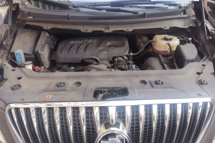 Used Buick GL8 2015 2.4L Luxury Business Premium Edition Engine Bay