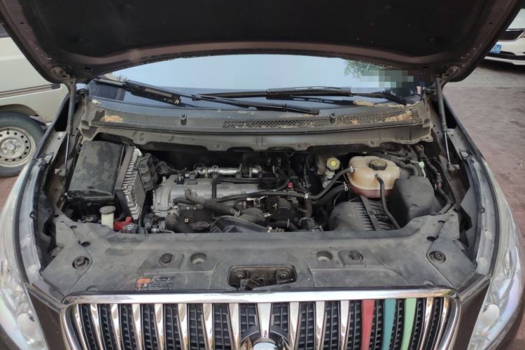 Used Buick GL8 2015 2.4L Luxury Business Premium Edition Engine Bay