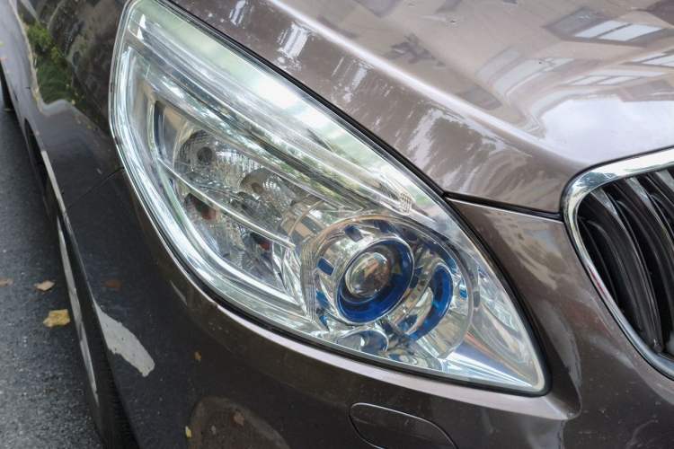 Used Buick GL8 2015 2.4L Luxury Business Premium Edition Exterior 6