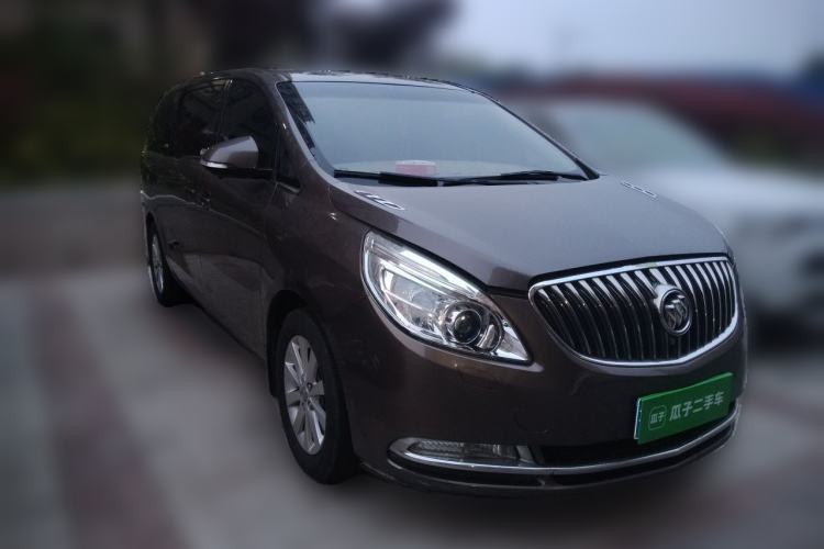 Used Buick GL8 2015 2.4L Luxury Business Premium Edition Front Right 45 Deg